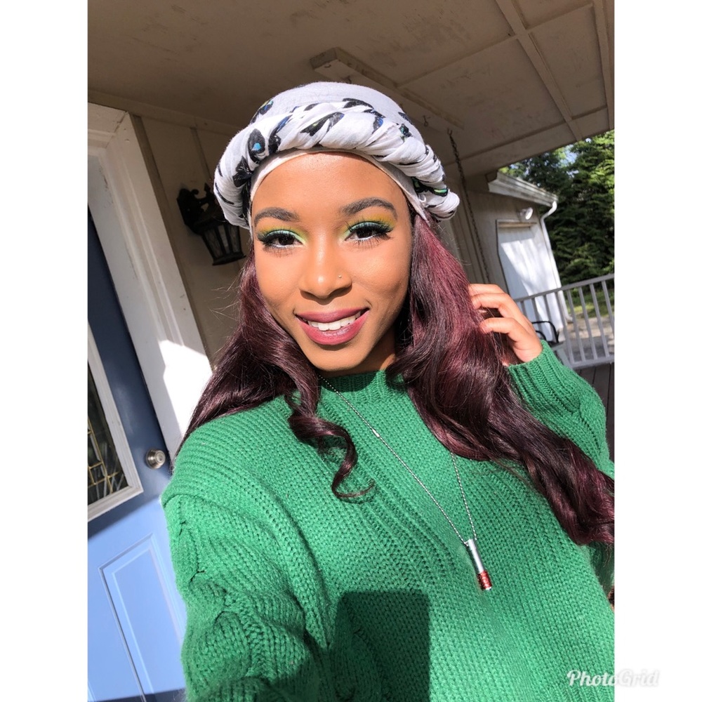 Sweater - Picture 4 of 4